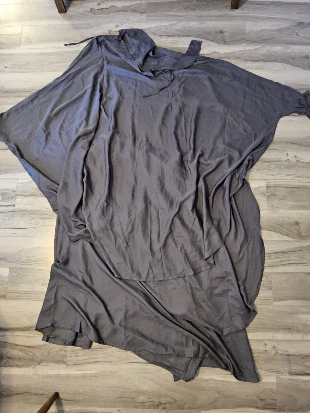 Modest Three Piece Jilbeb Set in Slate Gray *INCLUDING CAPE* - Picture 2 of 3
